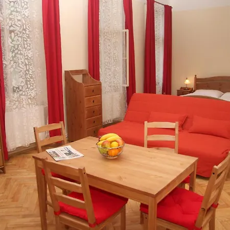 Lägenhet Husova 1.patro Jičín